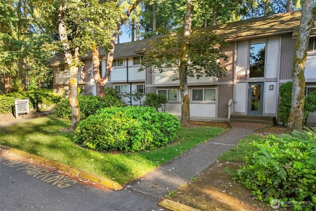 Photo of 4601 SW 320th St ST, Federal Way, WA 98023 (MLS # 2598530)