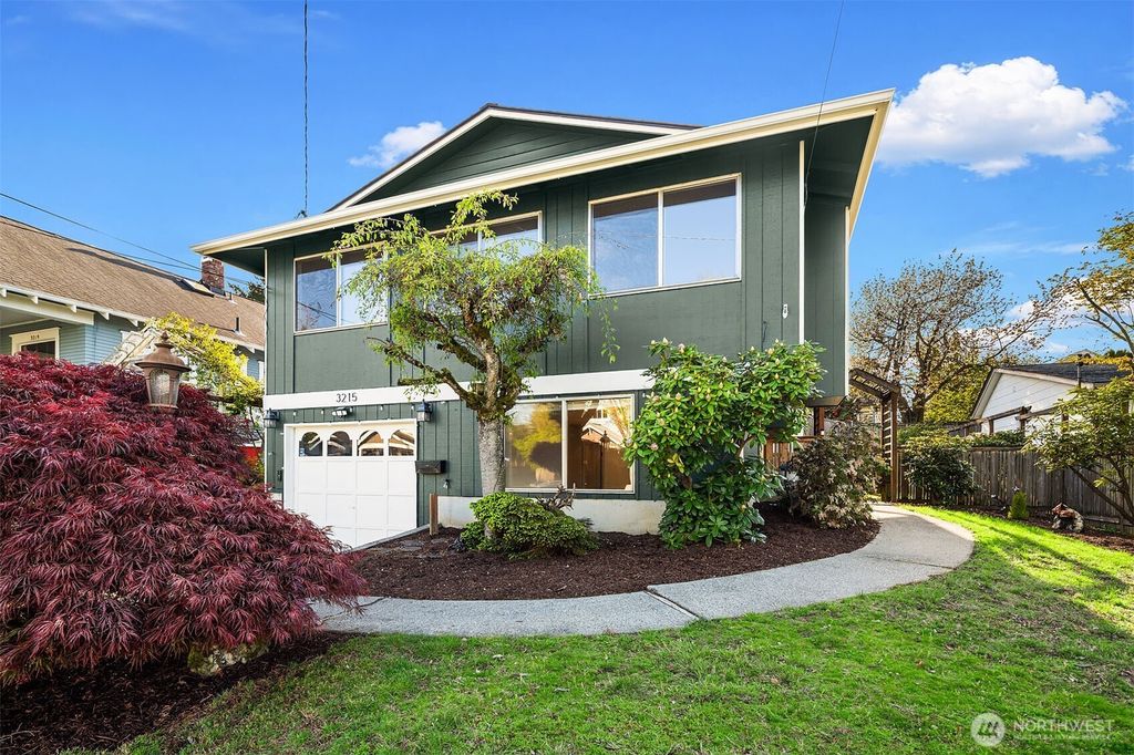 Photo of 3215 40th Avenue SW, Seattle, WA 98116 (MLS # 2509560)