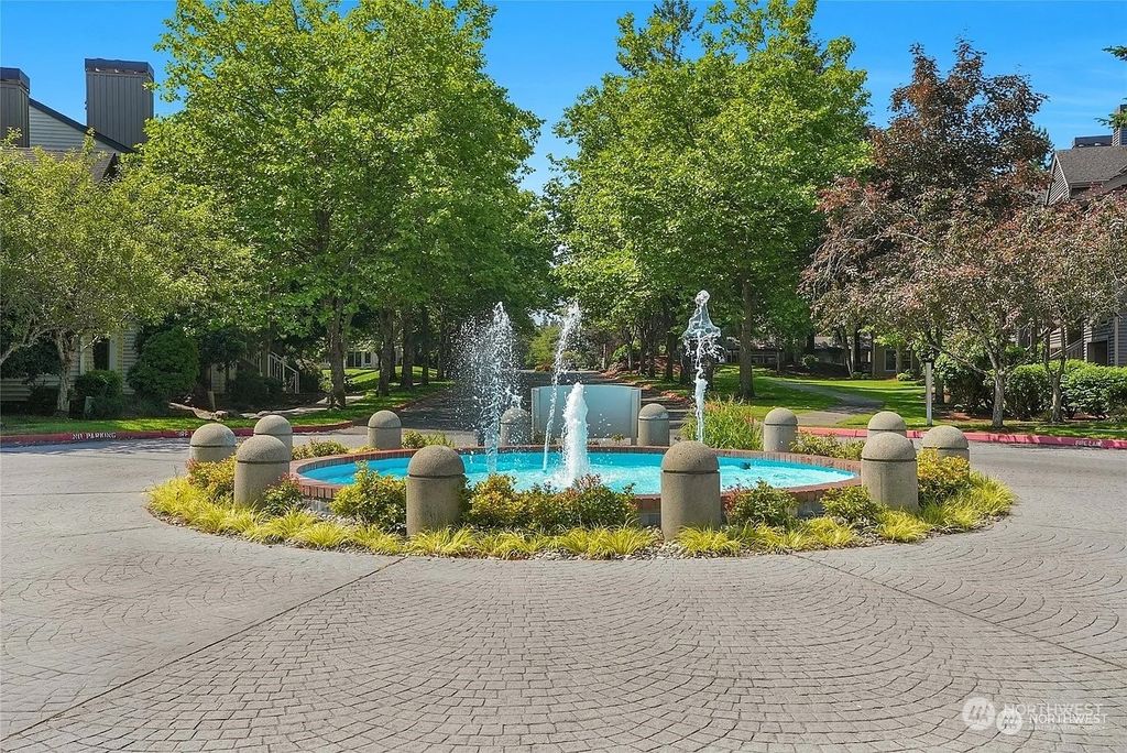Photo of 12303 Harbour Pointe Boulevard #AA304, Mukilteo, WA 98275 (MLS # 2295042)