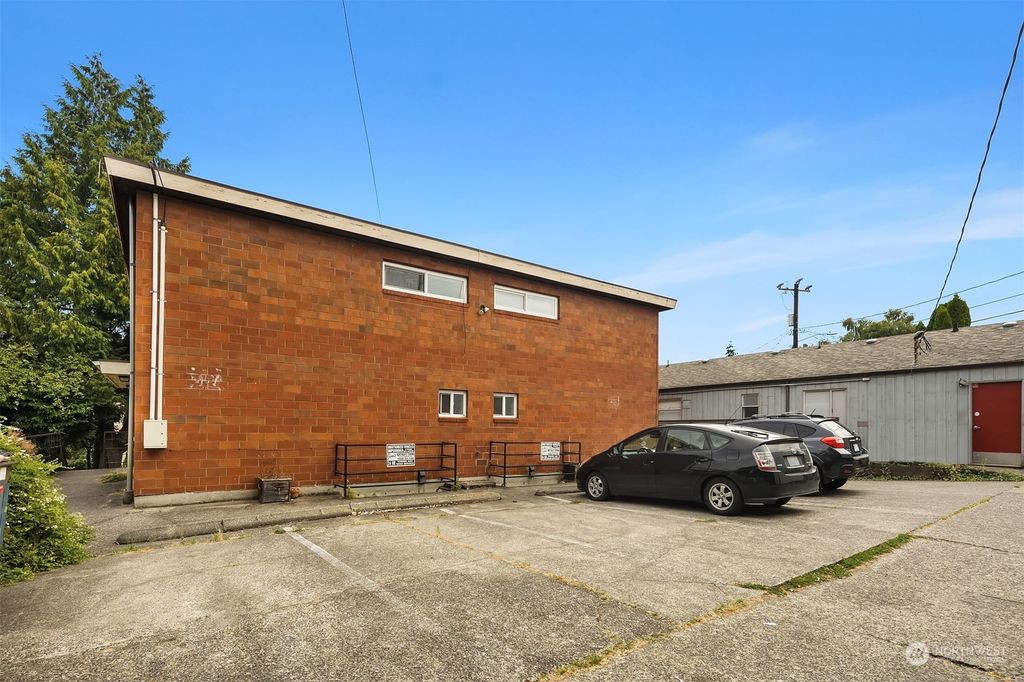 Photo of 6513 NE 4th Avenue NE, Seattle, WA 98115 (MLS # 2042698)