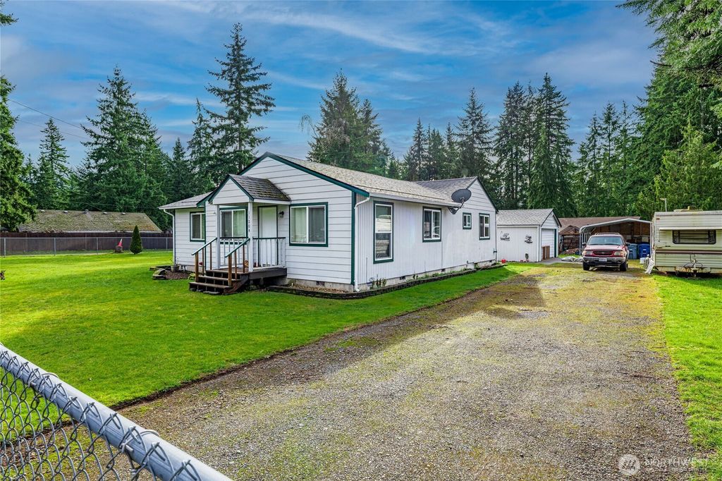 Photo of 11204 122nd Street E, Puyallup, WA 98374 (MLS # 2482856)