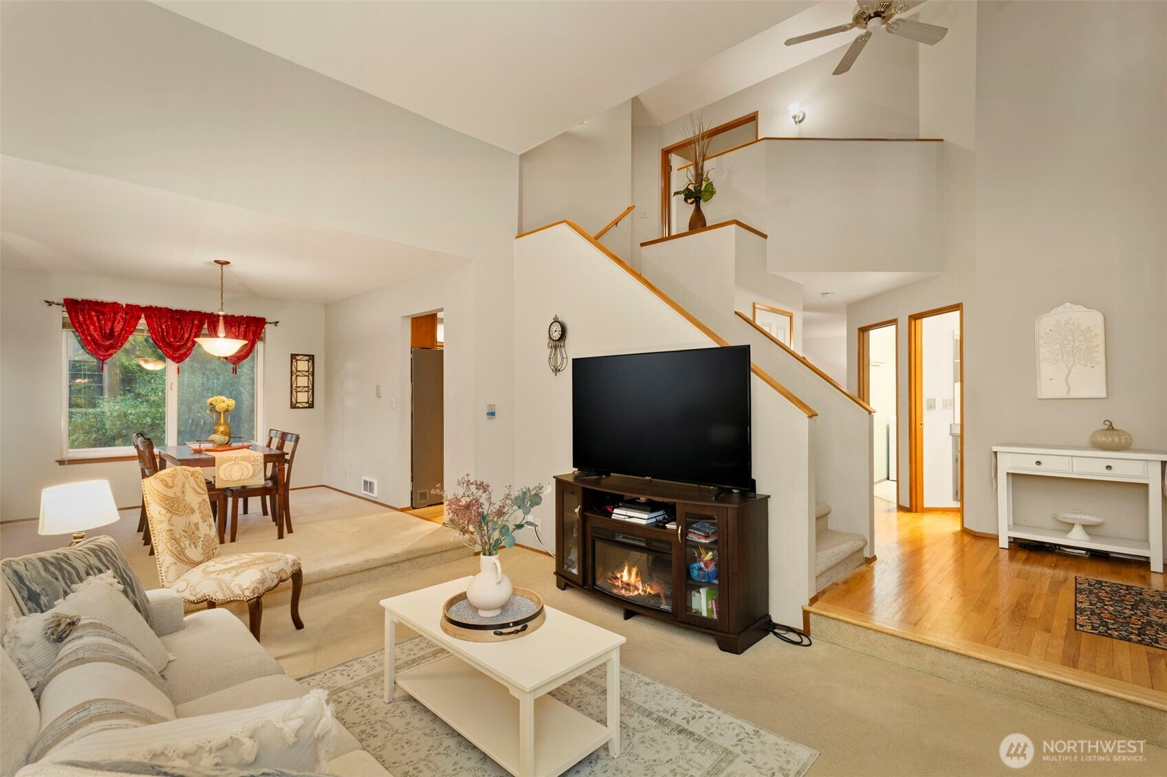 10563 NE Misty Glen Way