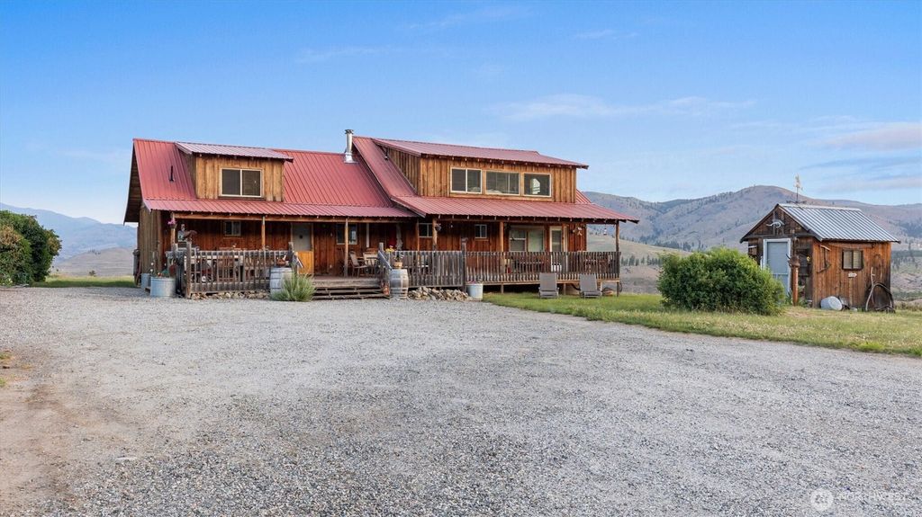 Photo of 767 Bill Shaw Road, Pateros, WA 98846 (MLS # 2508497)