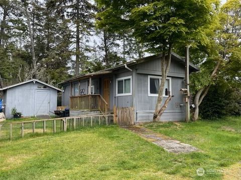 Photo of 30206 M Place, Ocean Park, WA 98640 (MLS # 2367060)