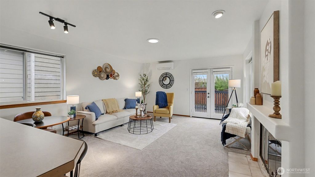 Photo of 2838 SW Nevada Street, Seattle, WA 98126 (MLS # 2493891)