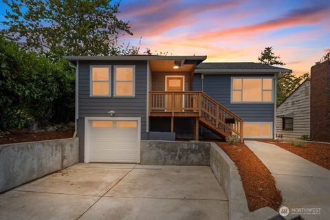 Photo of 4623 49th Ave S Ave, Seattle, WA 98118 (MLS # 2440543)