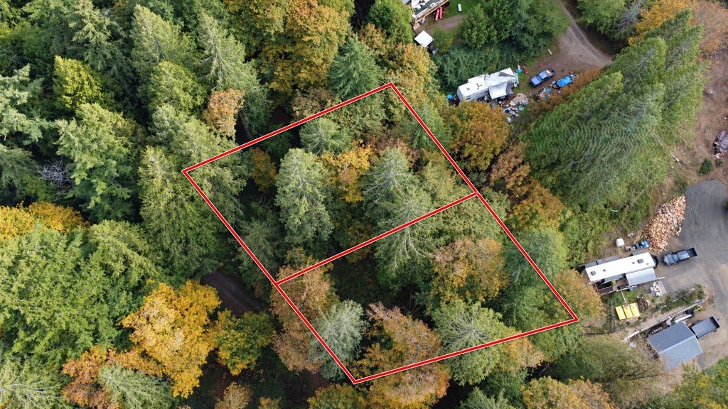 Photo of 1 E Max Lane, Belfair, WA 98528 (MLS # 2599040)