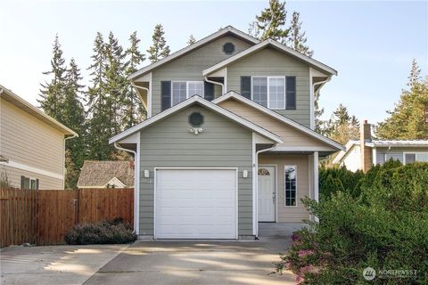 Photo of 1016 Campbell Avenue, Port Angeles, WA 98362 (MLS # 2544178)