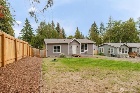 Photo of 91 E Ashwood Lane, Shelton, WA 98584 (MLS # 2588083)