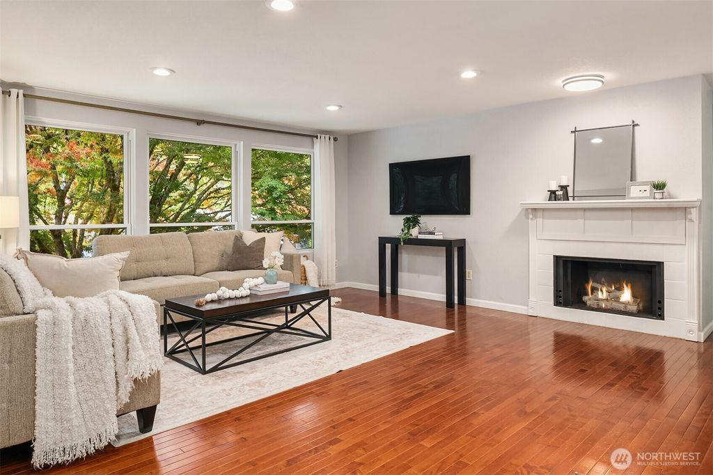 Photo of 1816 171st Place SE, Bothell, WA 98012 (MLS # 2447876)