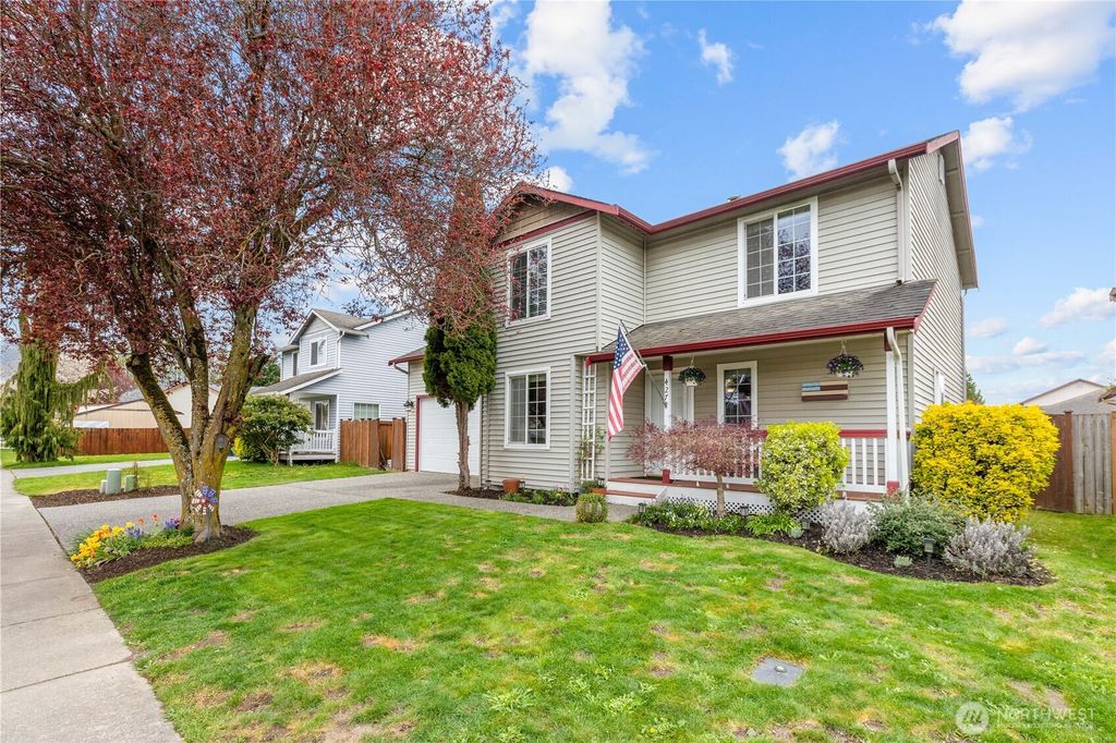 Photo of 427 Klinger Street, Sedro Woolley, WA 98284 (MLS # 2508126)