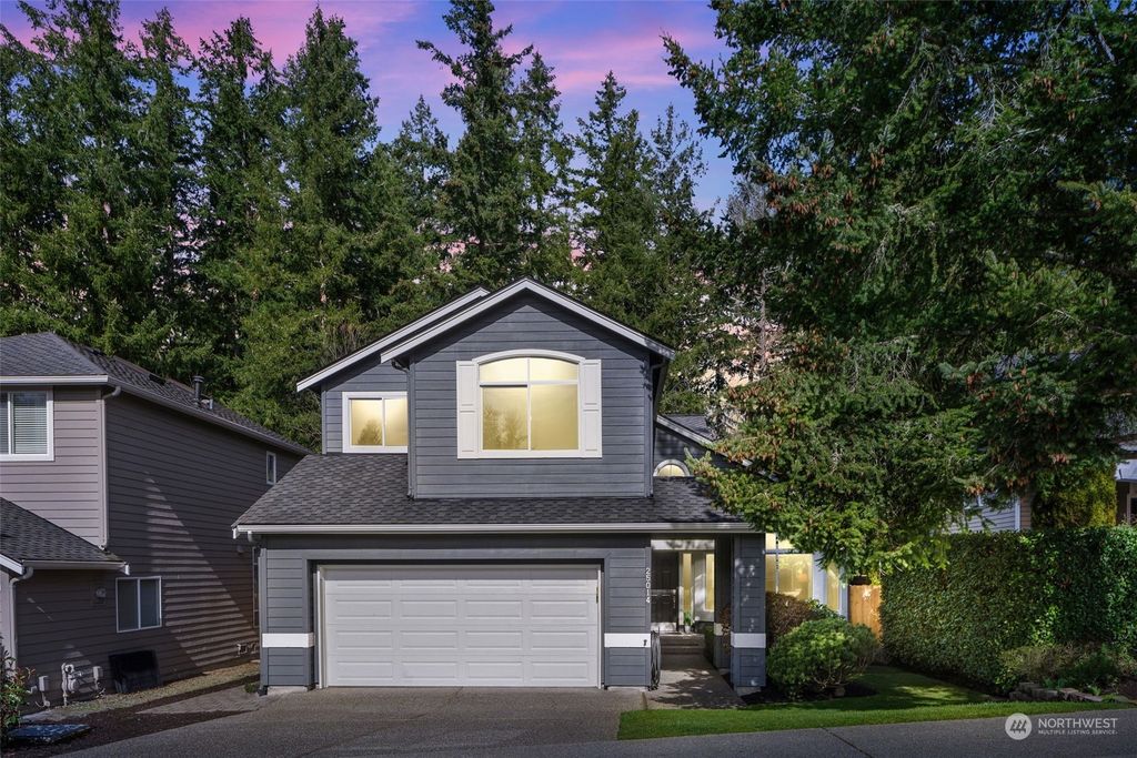 Photo of 25014 SE 40th Drive, Sammamish, WA 98029 (MLS # 2040090)
