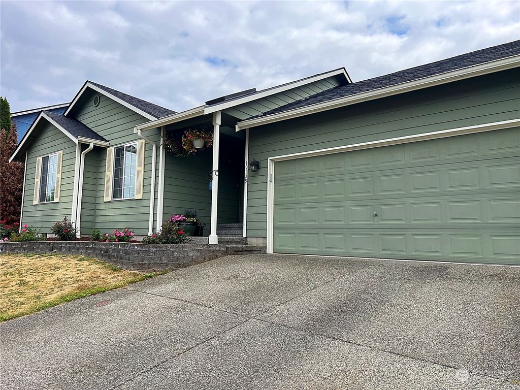 Photo of 19129 Crown Ridge Boulevard, Arlington, WA 98223 (MLS # 2143716)
