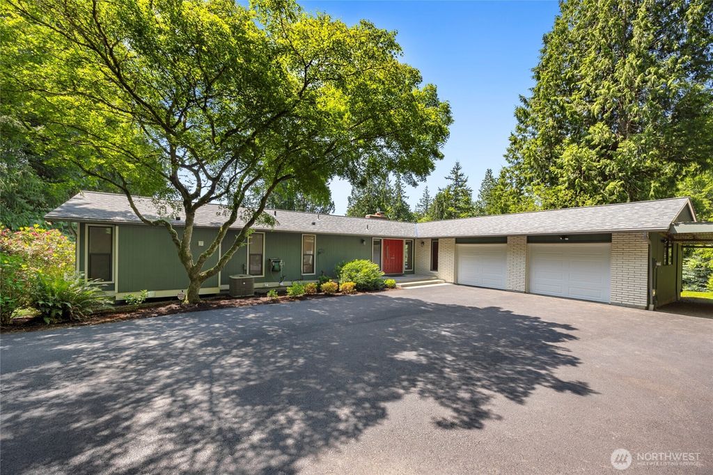 Photo of 10320 159th Avenue SE, Snohomish, WA 98290 (MLS # 2385835)