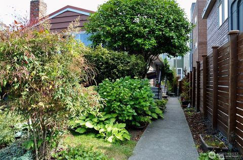 Photo of 1409 NW 65th Street #3, Seattle, WA 98117 (MLS # 2440505)
