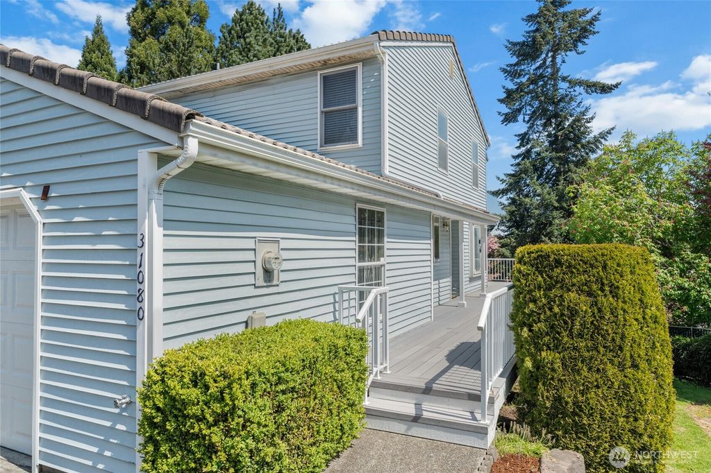 Photo of 31080 9th Avenue S, Federal Way, WA 98003 (MLS # 2365776)