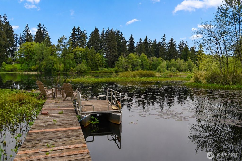 Photo of 33025 E Holm Lake Drive SE, Auburn, WA 98092 (MLS # 2520067)