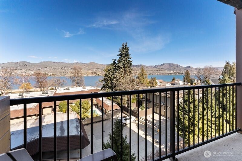 Photo of 2220 W Woodin Avenue #311, Chelan, WA 98816 (MLS # 2594429)