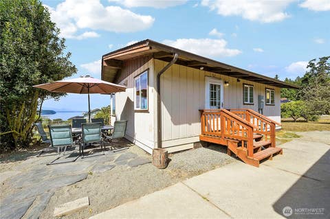 Photo of 200 N Rhododendron Drive, Port Townsend, WA 98368 (MLS # 2570008)