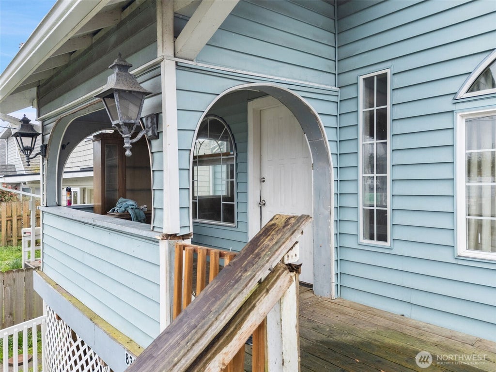 Photo of 839 10th Street, Bremerton, WA 98337 (MLS # 2580192)