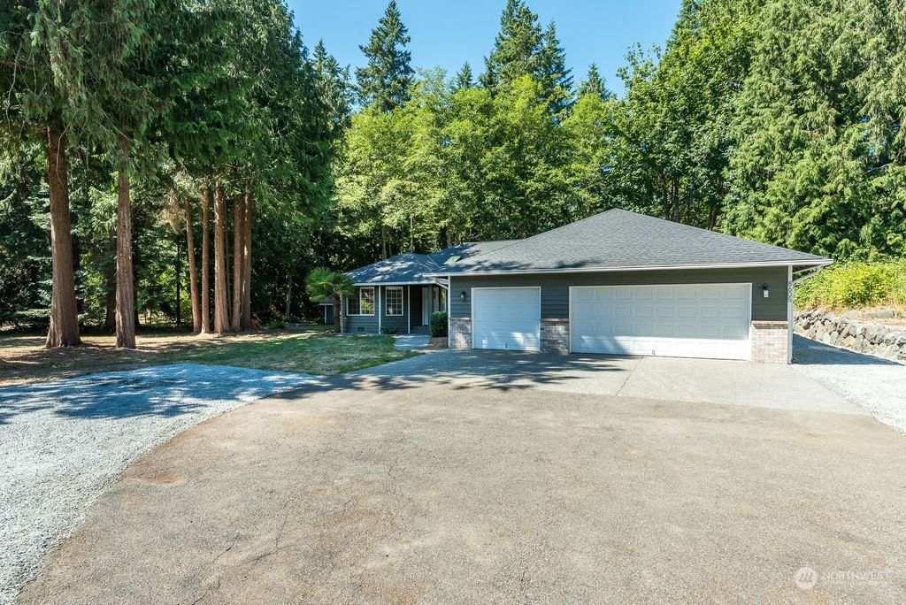 Photo of 8605 157th Place NW, Stanwood, WA 98292 (MLS # 2141526)