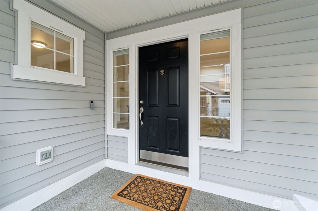 Photo of 7311 Silent Creek Avenue SE, Snoqualmie, WA 98065 (MLS # 2362272)