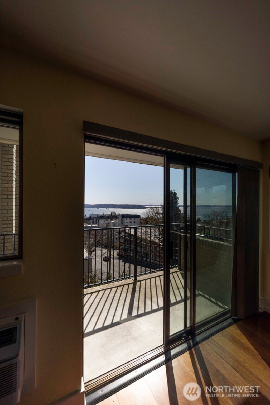 Photo of 7 Highland Drive #301, Seattle, WA 98109 (MLS # 2505970)
