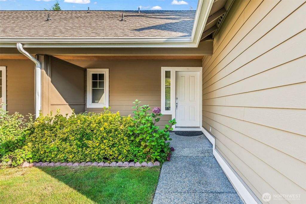 Photo of 11720 SE 208th Street, Kent, WA 98031 (MLS # 2437003)