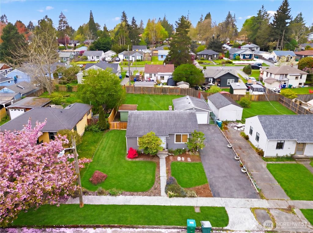 Photo of 9831 33rd Avenue SW, Seattle, WA 98126 (MLS # 2509498)