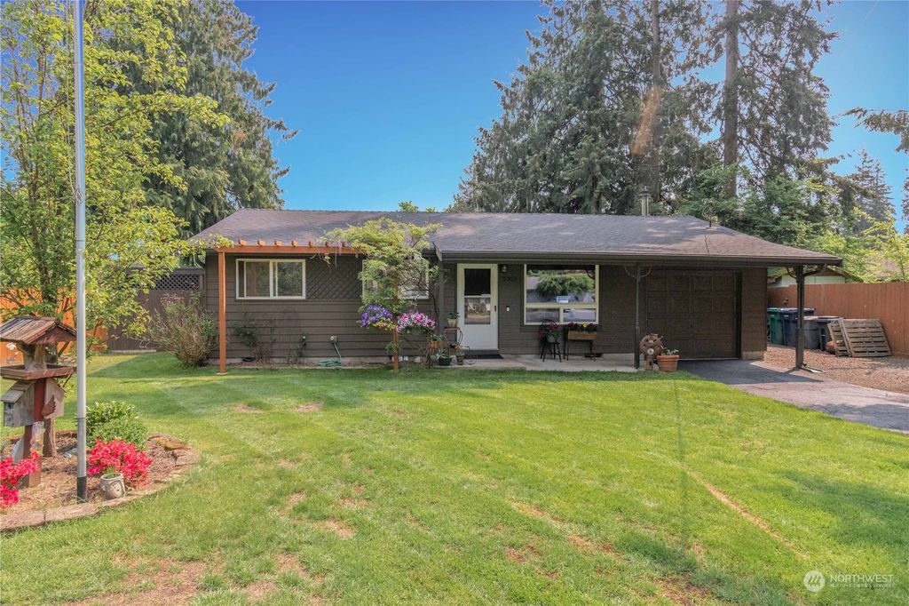 Photo of 5321 130th Place NE, Marysville, WA 98271 (MLS # 2068240)