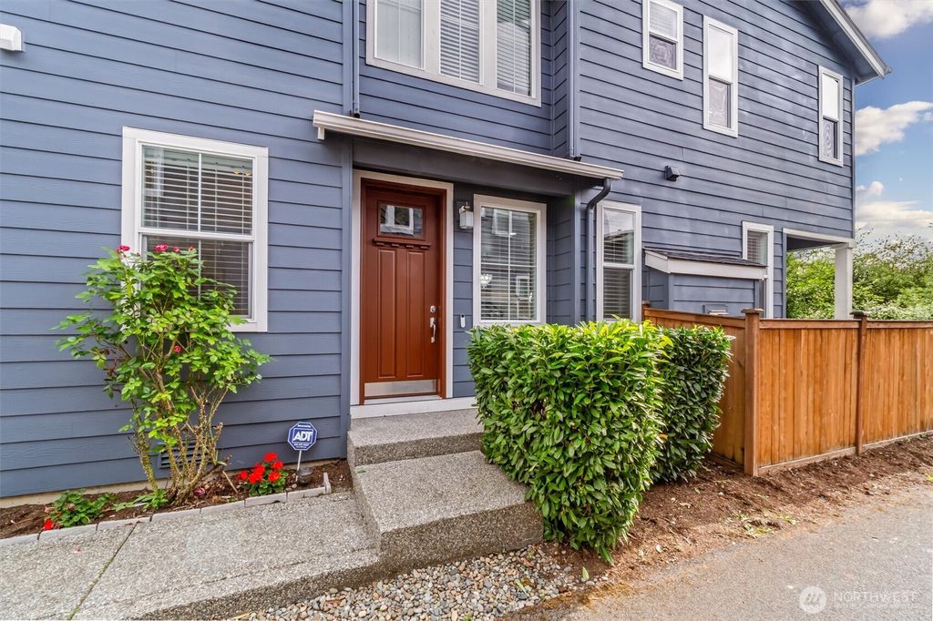 Photo of 17818 38th Drive SE, Bothell, WA 98012 (MLS # 2388619)