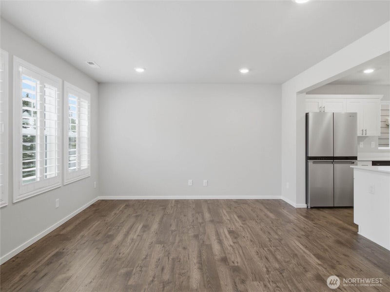 4252 Savannah Loop NE