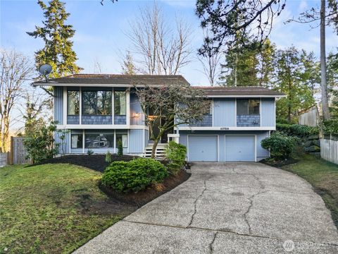 Photo of 11723 NE 100th Place, Kirkland, WA 98033 (MLS # 2467891)
