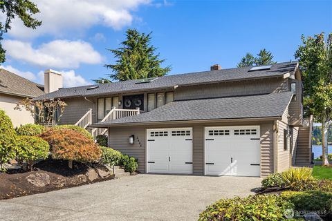Photo of 4406 193rd Avenue SE, Issaquah, WA 98027 (MLS # 2442792)