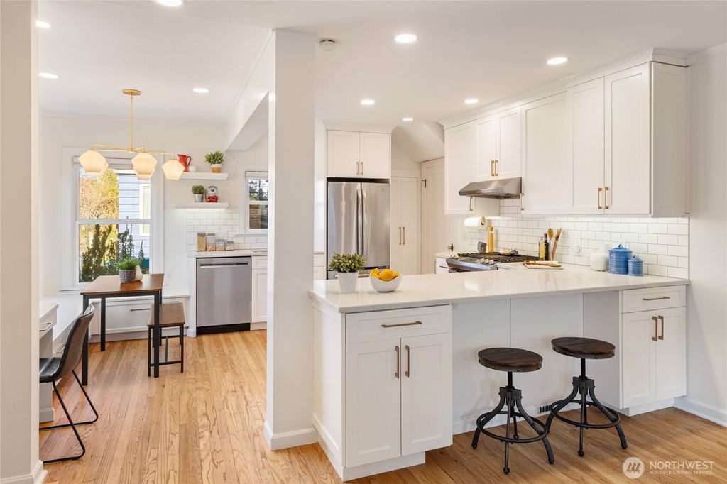 Photo of 9716 Dayton Avenue N, Seattle, WA 98103 (MLS # 2470071)