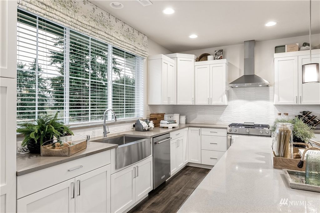 Photo of 23123 89th Avenue W #11, Edmonds, WA 98026 (MLS # 1986070)
