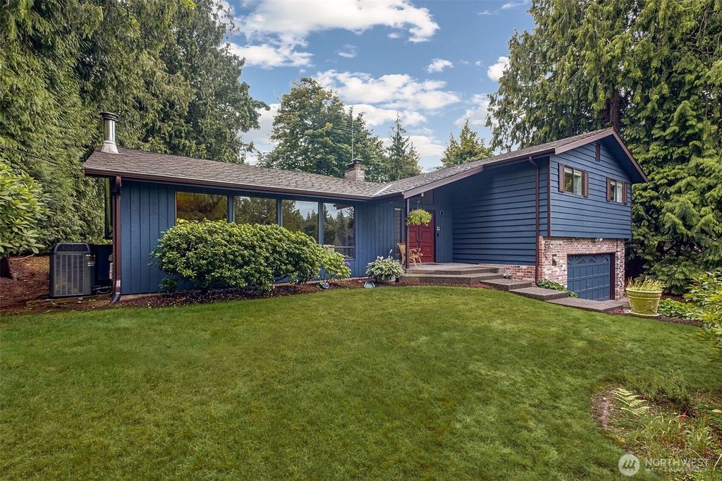 Photo of 20911 SE 268th Street, Covington, WA 98042 (MLS # 2417890)