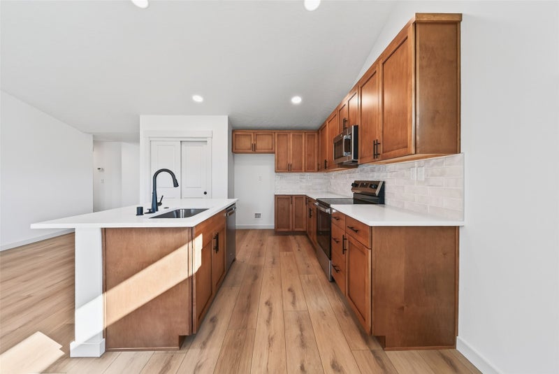 1307 W Montclair Street