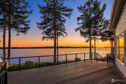 A home in Camano Island