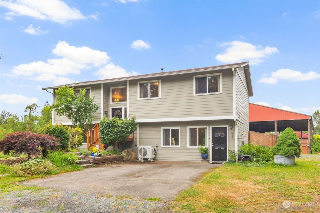 Photo of 11901 215th Place SE, Snohomish, WA 98296 (MLS # 2269863)