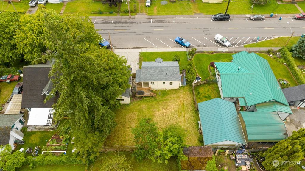 Photo of 705 Main Street, Sultan, WA 98294 (MLS # 2242188)