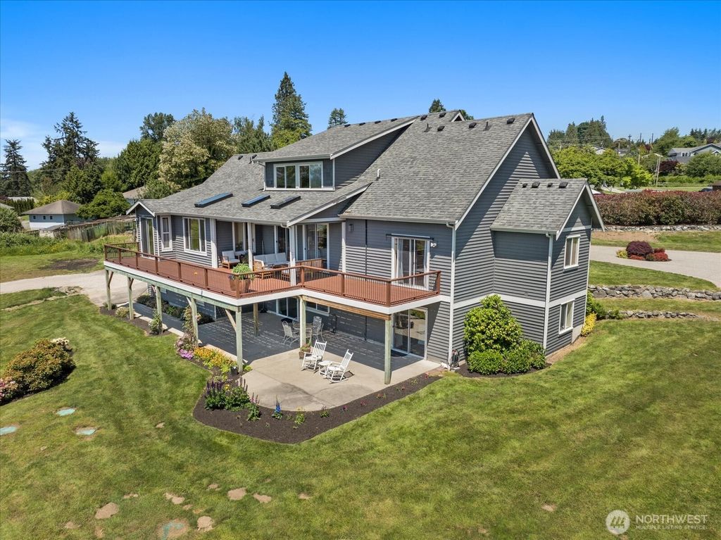 Photo of 7804 S Lake Stevens Road, Lake Stevens, WA 98258 (MLS # 2552434)