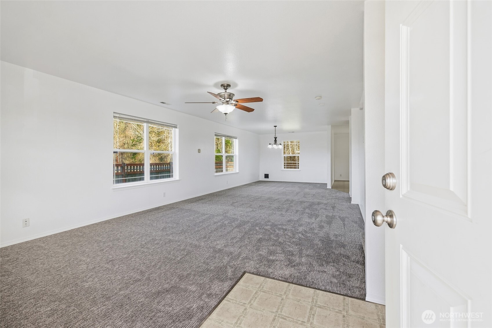 1116 Daffodil Avenue NE