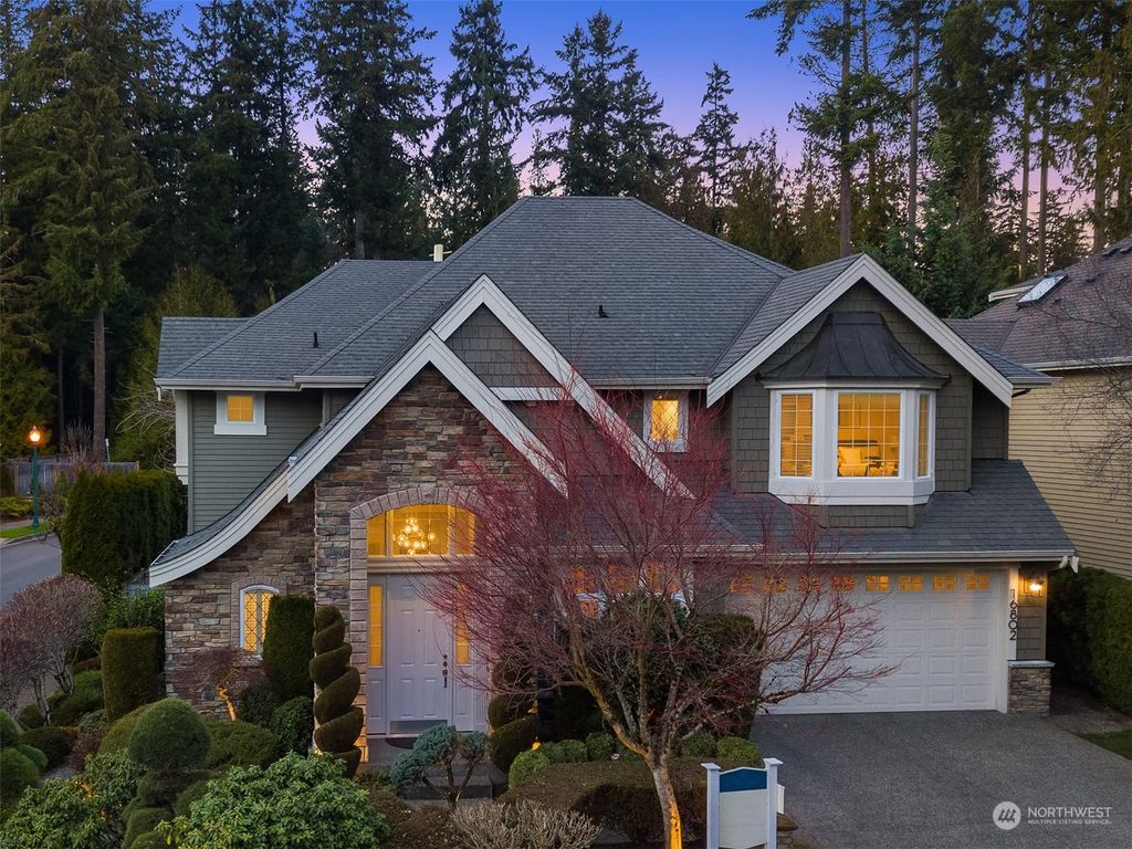 Photo of 16802 NE 117th Street, Redmond, WA 98052 (MLS # 2032986)