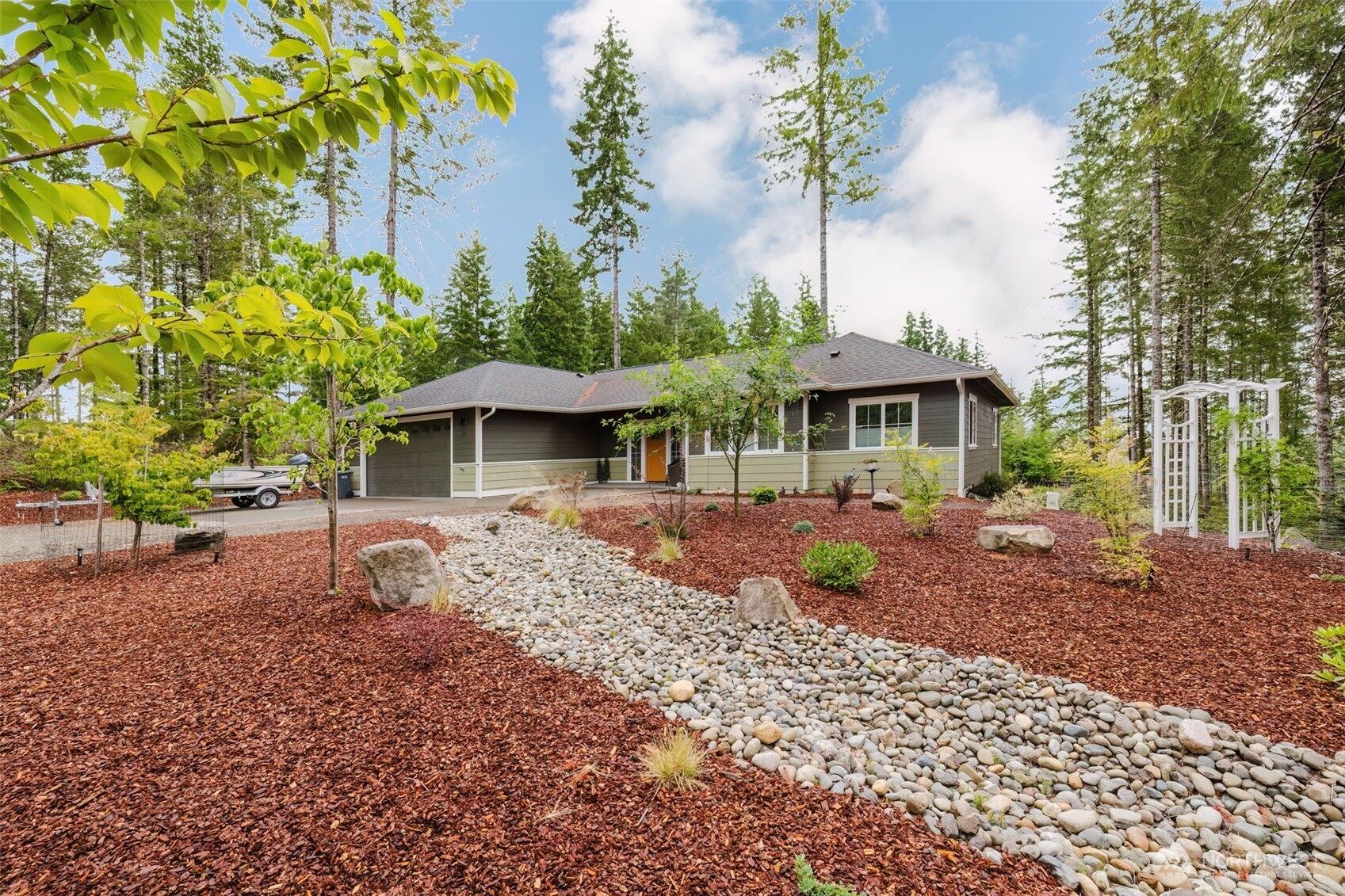 71 E Hemlock Court