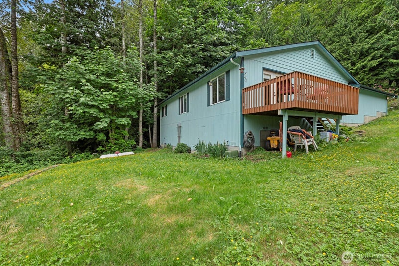 794 West Road