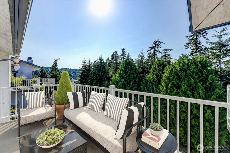 130 E North Camano Drive 8