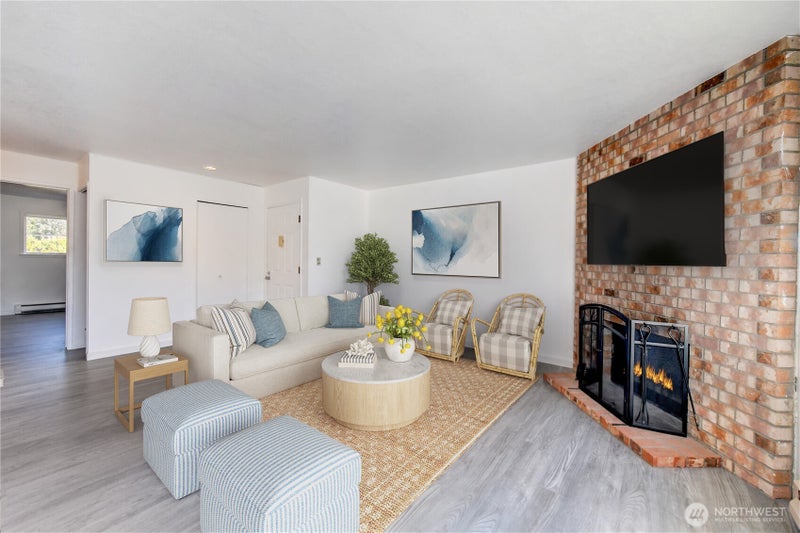 130 E North Camano Drive 8