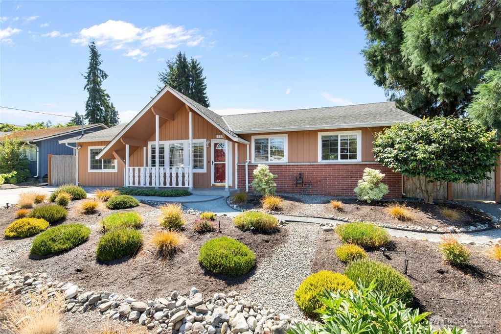 Photo of 7110 192nd Place SW, Lynnwood, WA 98036 (MLS # 2404132)