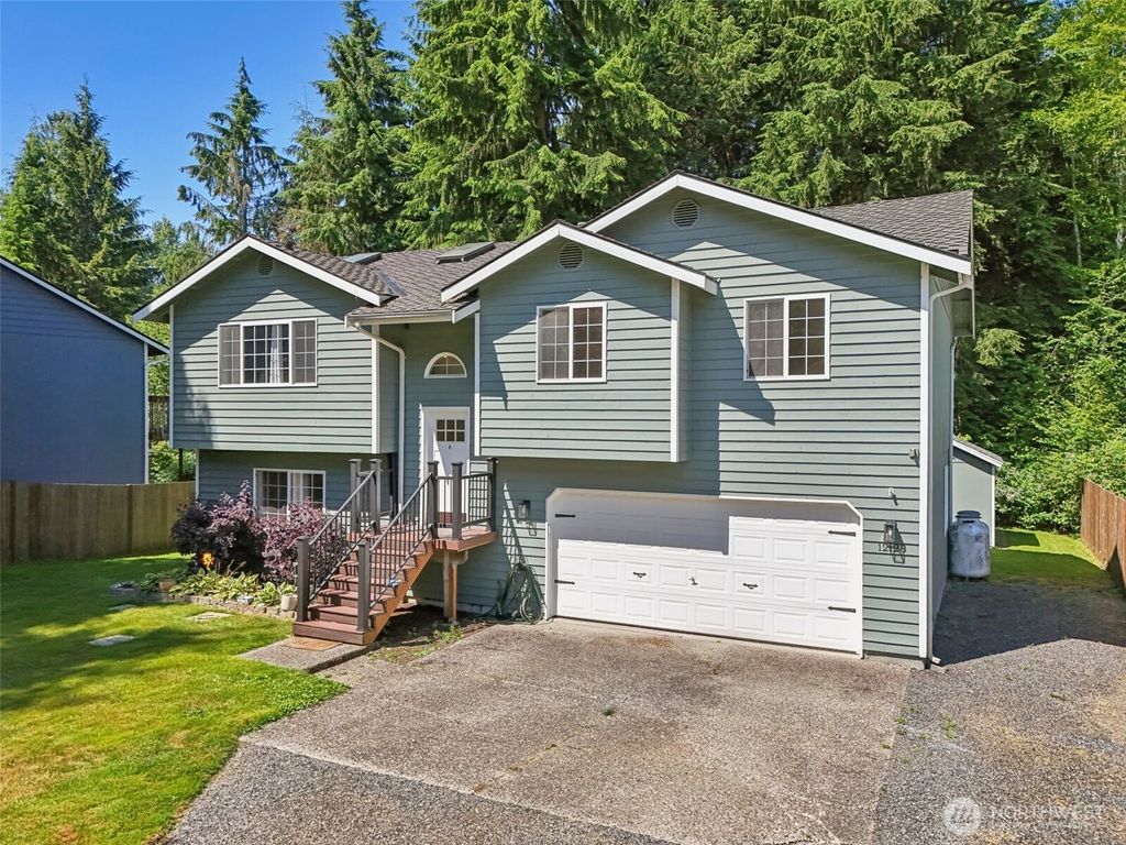 Photo of 12128 167th Drive NE, Arlington, WA 98223 (MLS # 2376585)